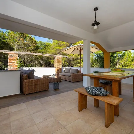 Agava - Pure Relaxation By The Pine Forest Apartment Seline