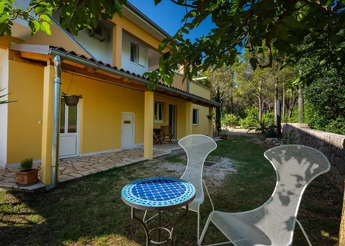 Апартаменты Agava - Pure Relaxation By The Pine Forest